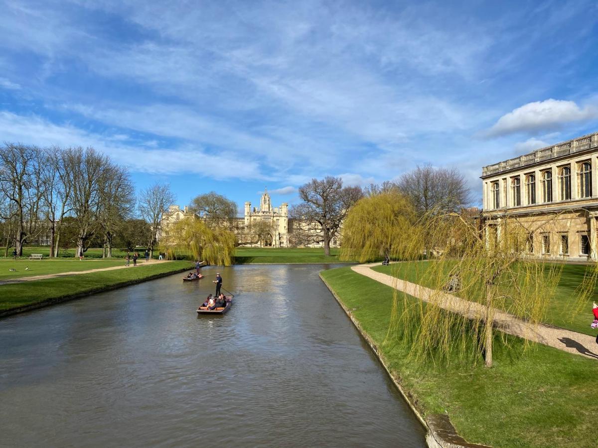Cambridge Stays Riverside Apart Hotel With 2Br Flats At The City Centre-Parking-Balcony Exterior photo