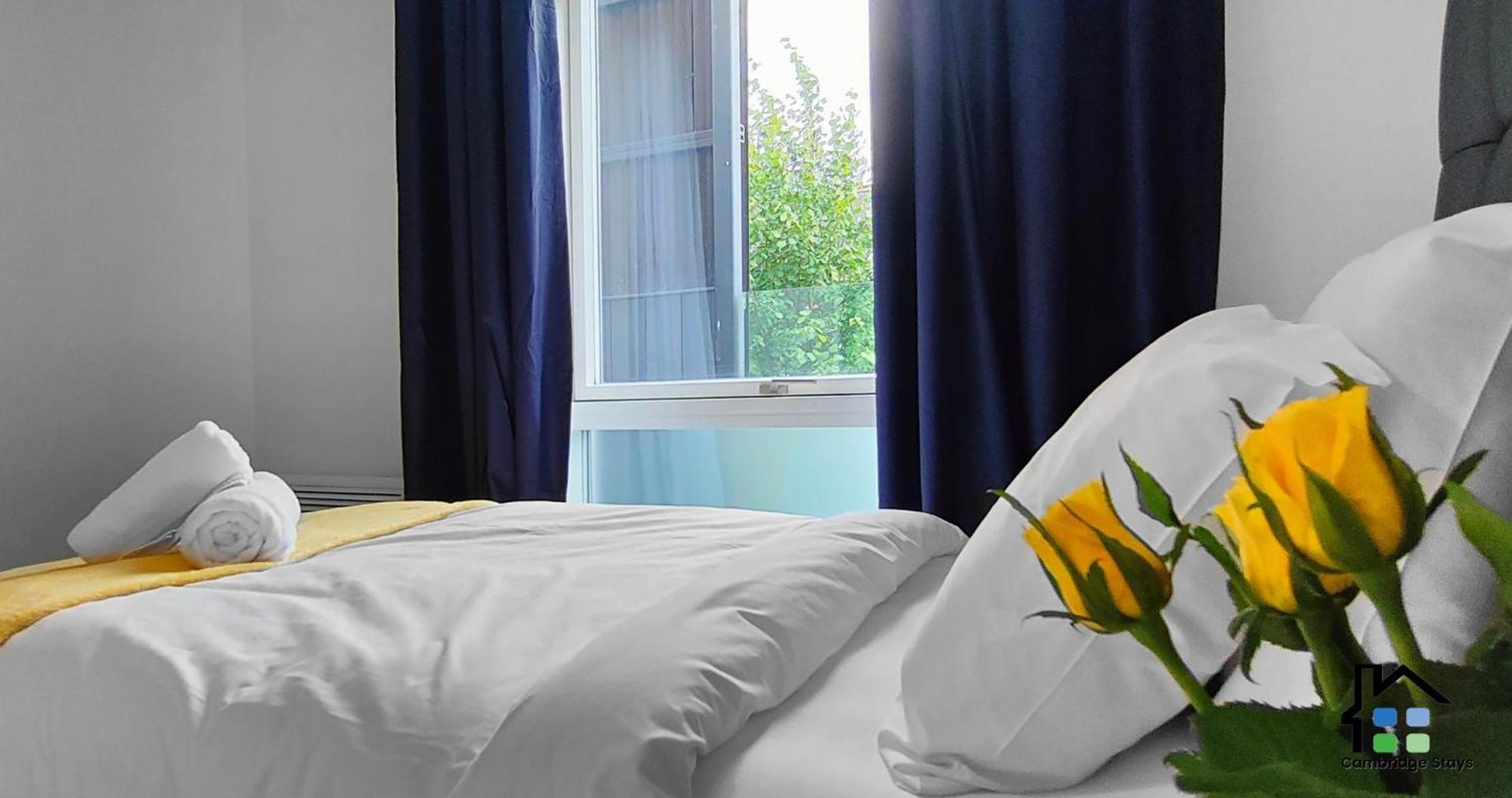Cambridge Stays Riverside Apart Hotel With 2Br Flats At The City Centre-Parking-Balcony Exterior photo