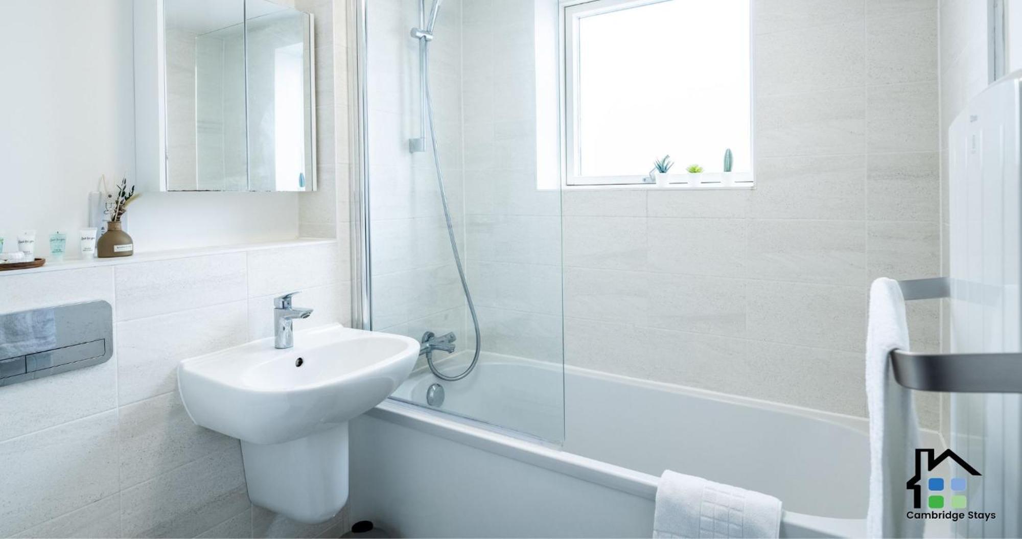 Cambridge Stays Riverside Apart Hotel With 2Br Flats At The City Centre-Parking-Balcony Room photo